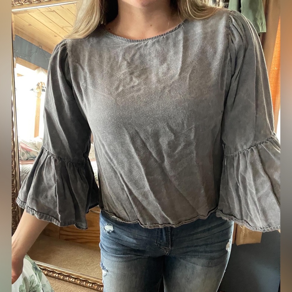 Women’s top - grey - Hollister - size medium